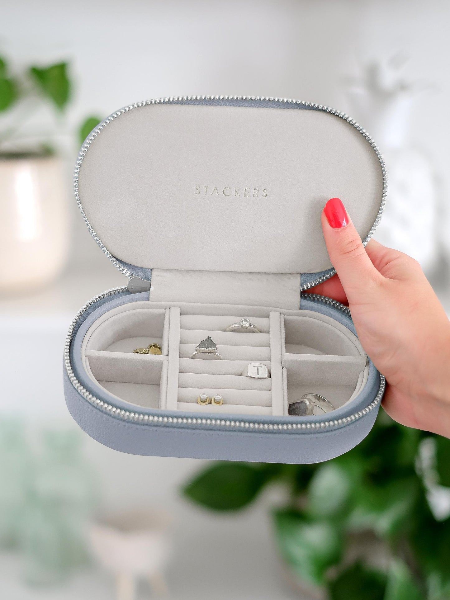 Stackers Lavender Oval Zipped Travel Jewellery Box