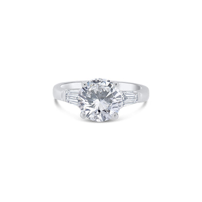 18ct White Gold Brilliant Round Solitaire & Shoulder Tapers, 2.50ct