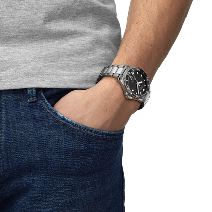Tissot 40mm Silver Seastar 1000, Black Diver Style, Gents Bracelet Watch