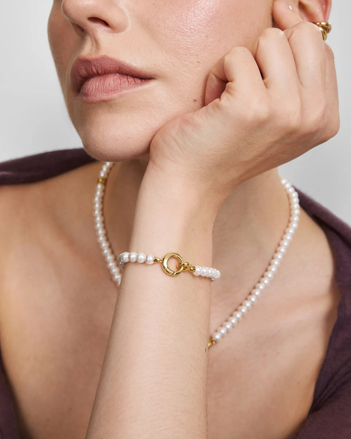 Ania Haie Gold Plate Elegant Shell Pearl Bracelet