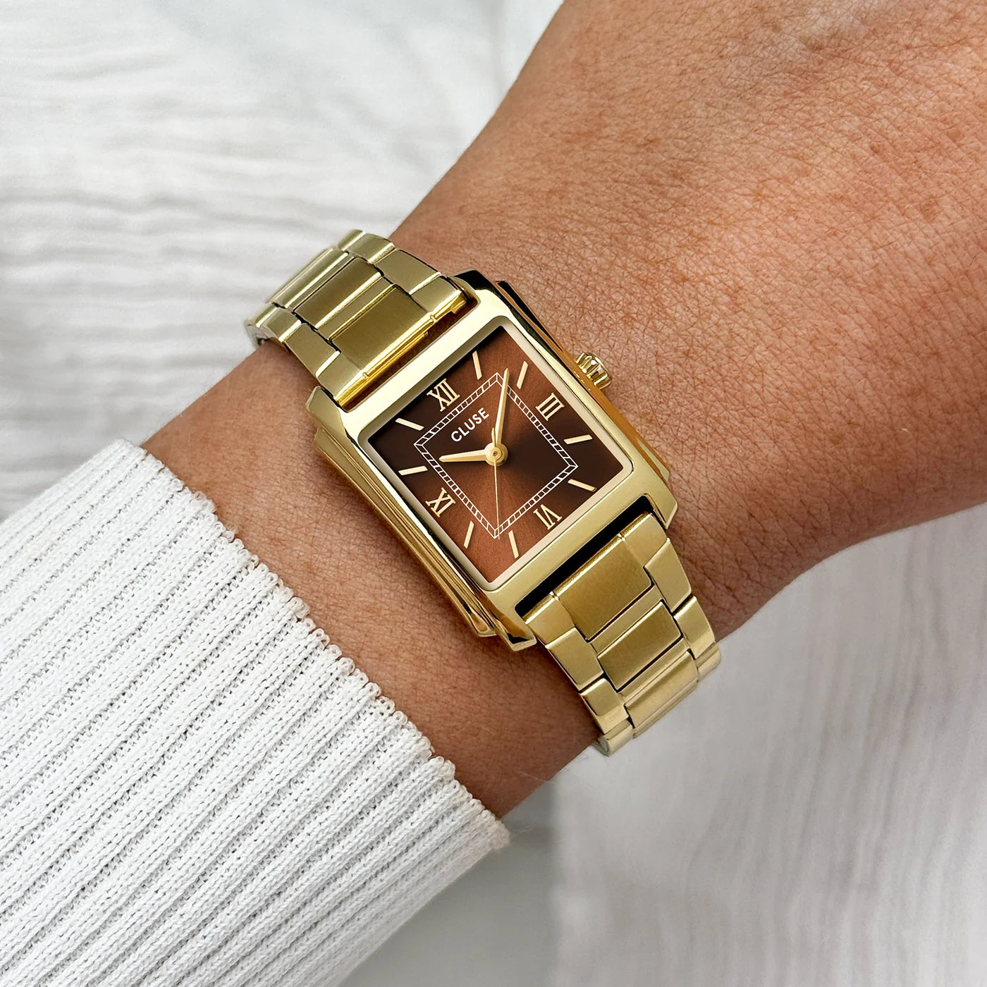 Cluse 22mm Anglée Brown Dial Yellow Gold Tone Watch