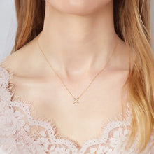 Load image into Gallery viewer, 9ct Yellow Gold Simple Kiss Necklace